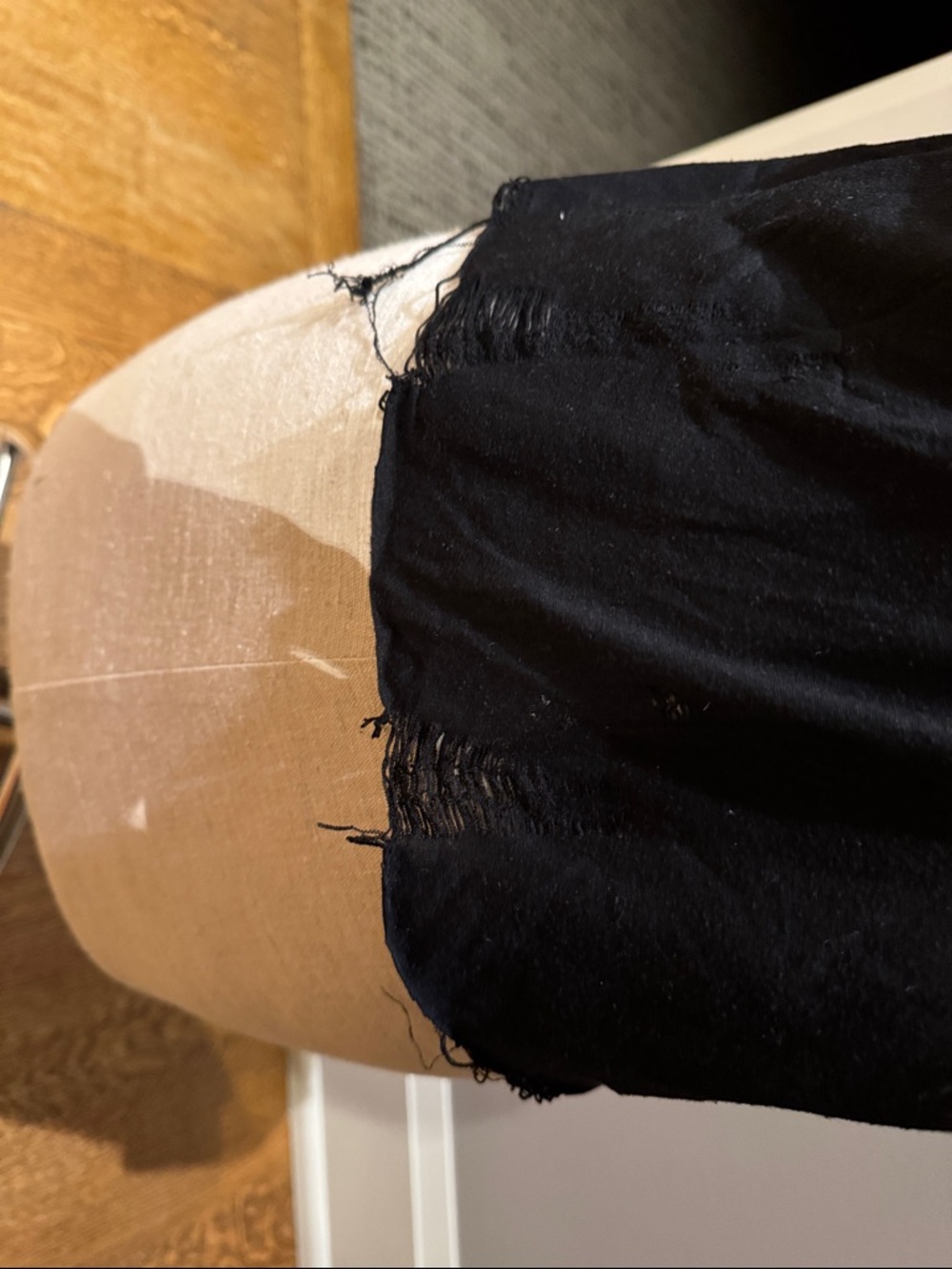 Article X Distressed Black Tee Shirt Small Grunge Raw Hem Short Sleeve Top - Picture 5 of 11